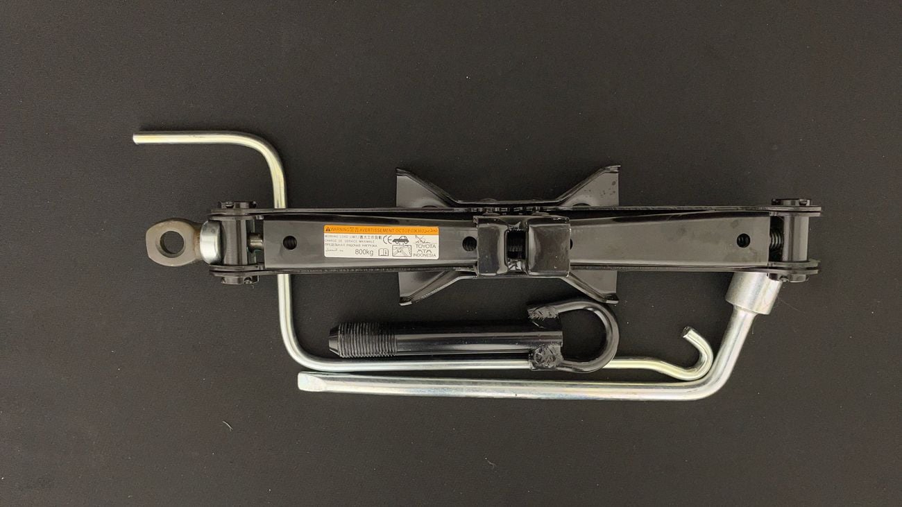 تويوتا يارس SE 1.5 | بدون دفعة مقدمة | اختبار القيادة في المنزل