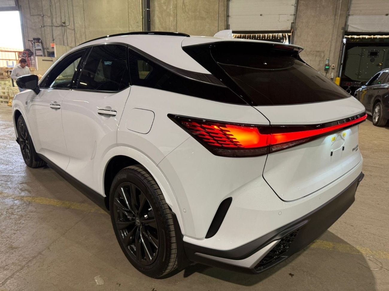 Lexus RX350 F-SPORT 3 - 2.4L