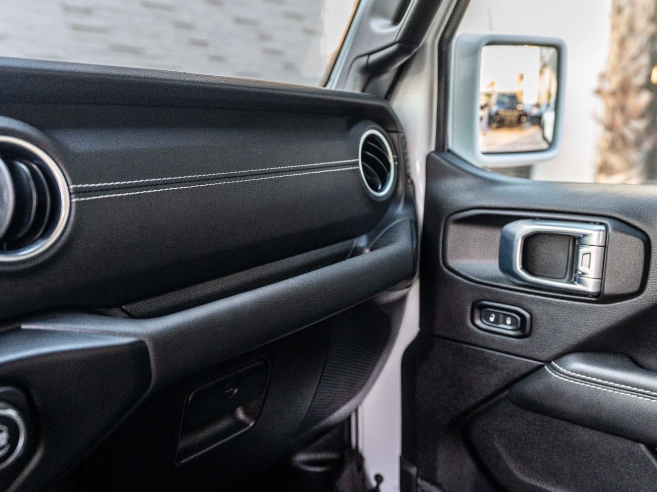 جيب رانجلر Unlimited Sahara 3.6L