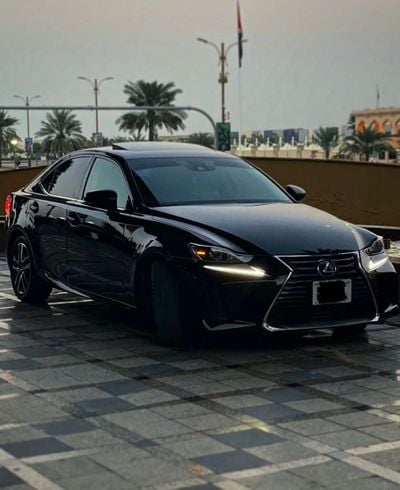 Lexus IS300 PREMIER Lexus IS 300 2019 | USA Specs | Sunroof | 92,000 KM | Black