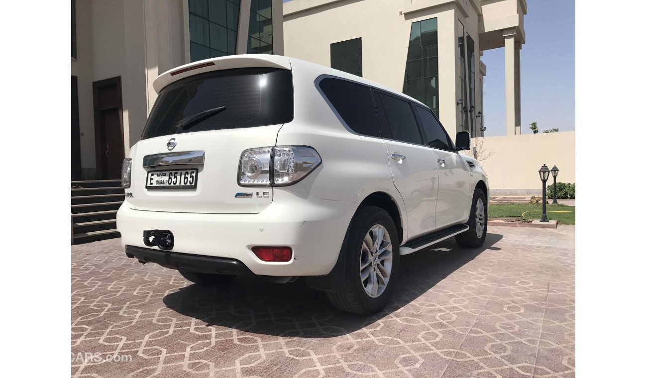 نيسان باترول LE 400 HB TOP OF THE RANGE