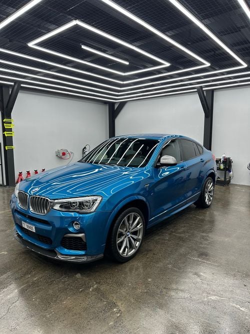 بي أم دبليو X4 M40i