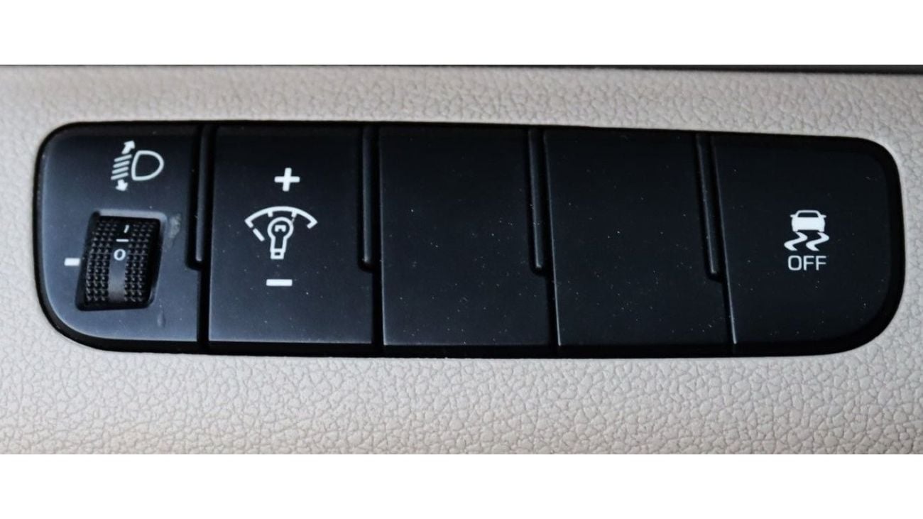 Hyundai Elantra GLS 2019 (GCC ) very good condition without accident