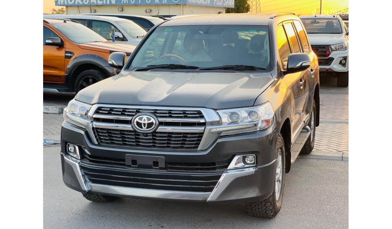 Toyota Land Cruiser Toyota Landcrusier Diesel engine model 2012 for sale from humera motor car very clean and good condi