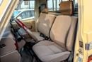 تويوتا لاند كروزر بيك آب Std 4.0L Single Cab Utility 4WD