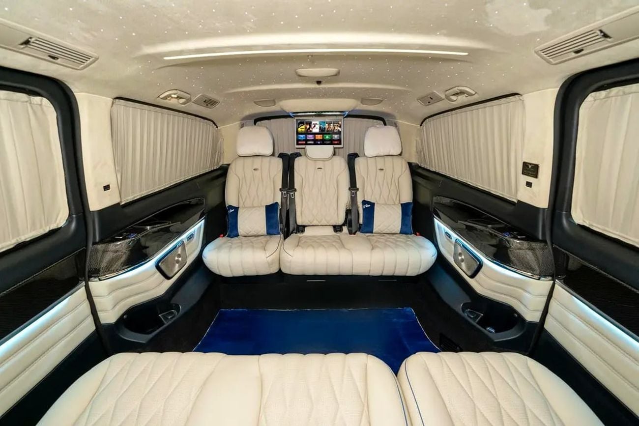 Mercedes Benz V300 NEW ARRIVAL 2026 MODEL LUXURY MERCEDES GCC V300 with ADDITIONAL REAR AC-2 YEARS WARRANTY BY VLINE