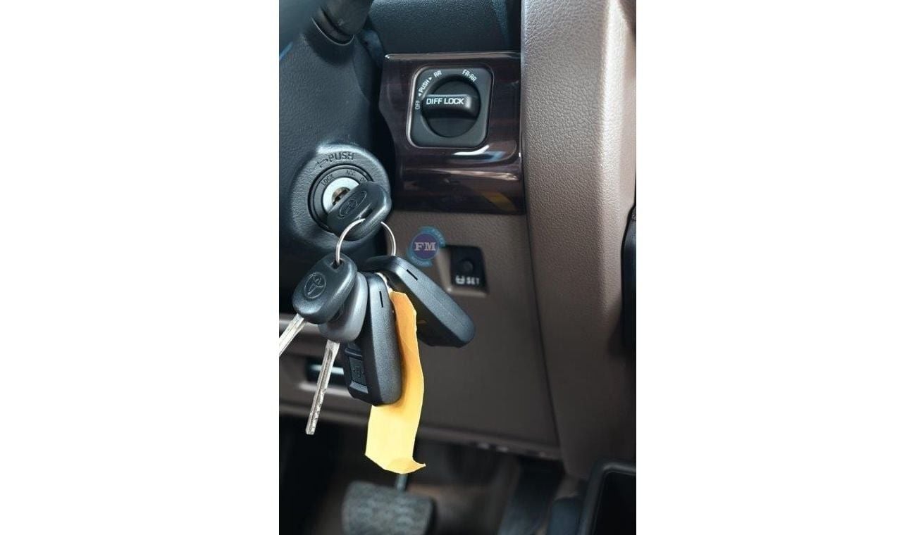 Toyota Land Cruiser Pick Up Double Cab LX-Z 2.8L Diesel 4WD 5 Seater Automatic