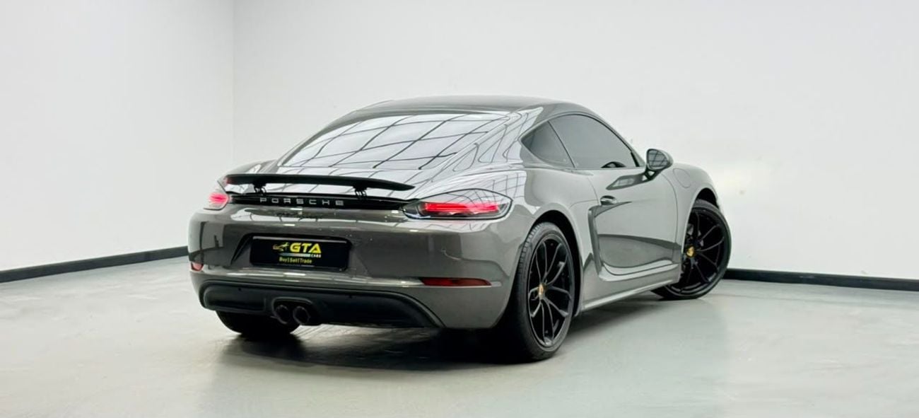 بورش كايمان 718 2024 Porsche 718 Cayman Style Edition, 2028 Porsche Warranty, 2029 Porsche Service Pack, Low Km, GCC