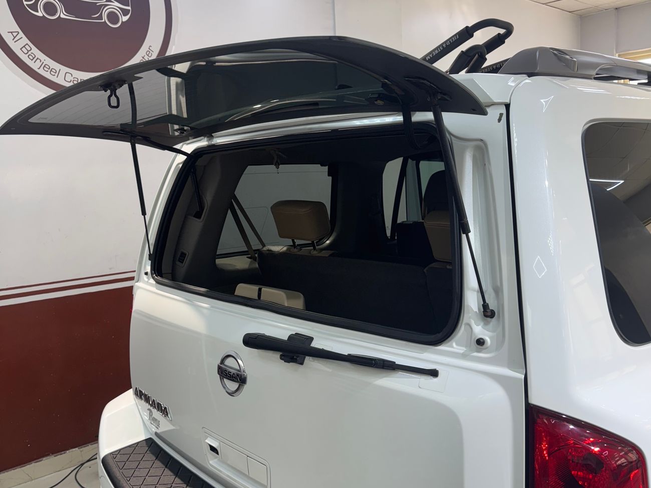 Nissan Armada Platinum