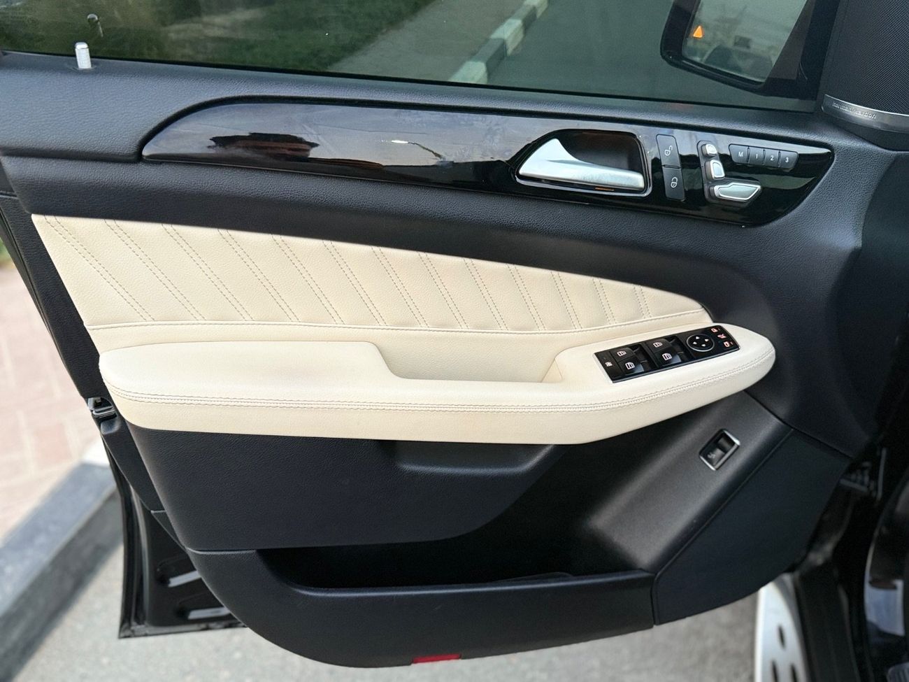 Mercedes-Benz GLE 43 AMG Mercedes Benz GLE 43 AMG Coupe 3.0L