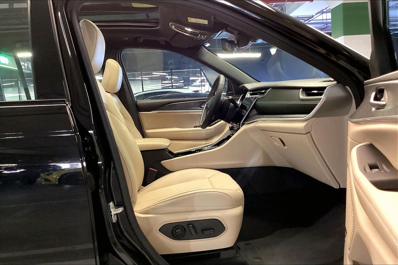 Toyota Camry SE+ | Guaranteed Warranty | 0 Down Payment