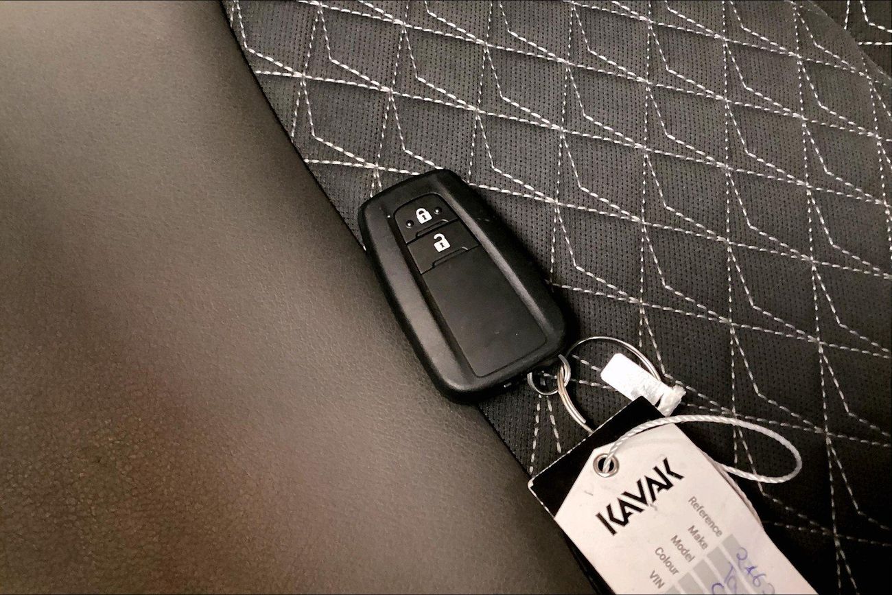 Toyota CHR VX | Guaranteed Warranty | 0 Down Payment