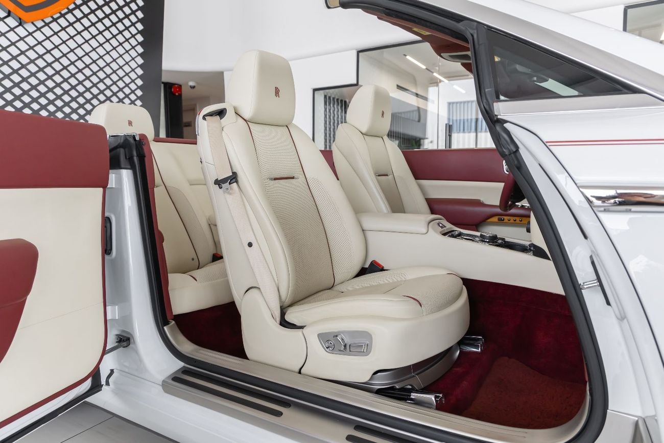 رولز رويس داون Rolls-Royce Dawn 2017 | Fully Loaded | GCC Specs | Mint Condition | "WARRANTY AVAILABLE"