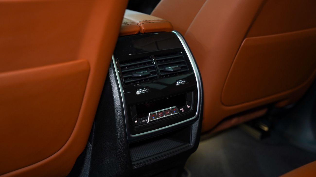 بي أم دبليو X7