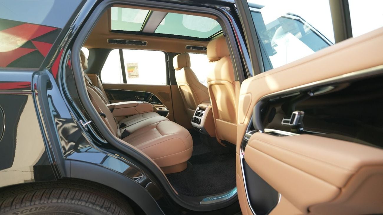 Land Rover Range Rover HSE P400 3.0L V6 Black 2026 MY Export Only
