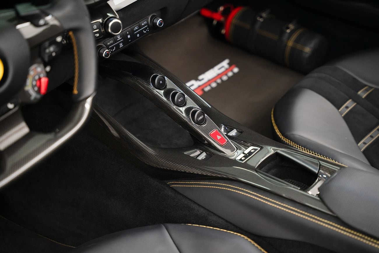 فيراري 812 GTS GTS