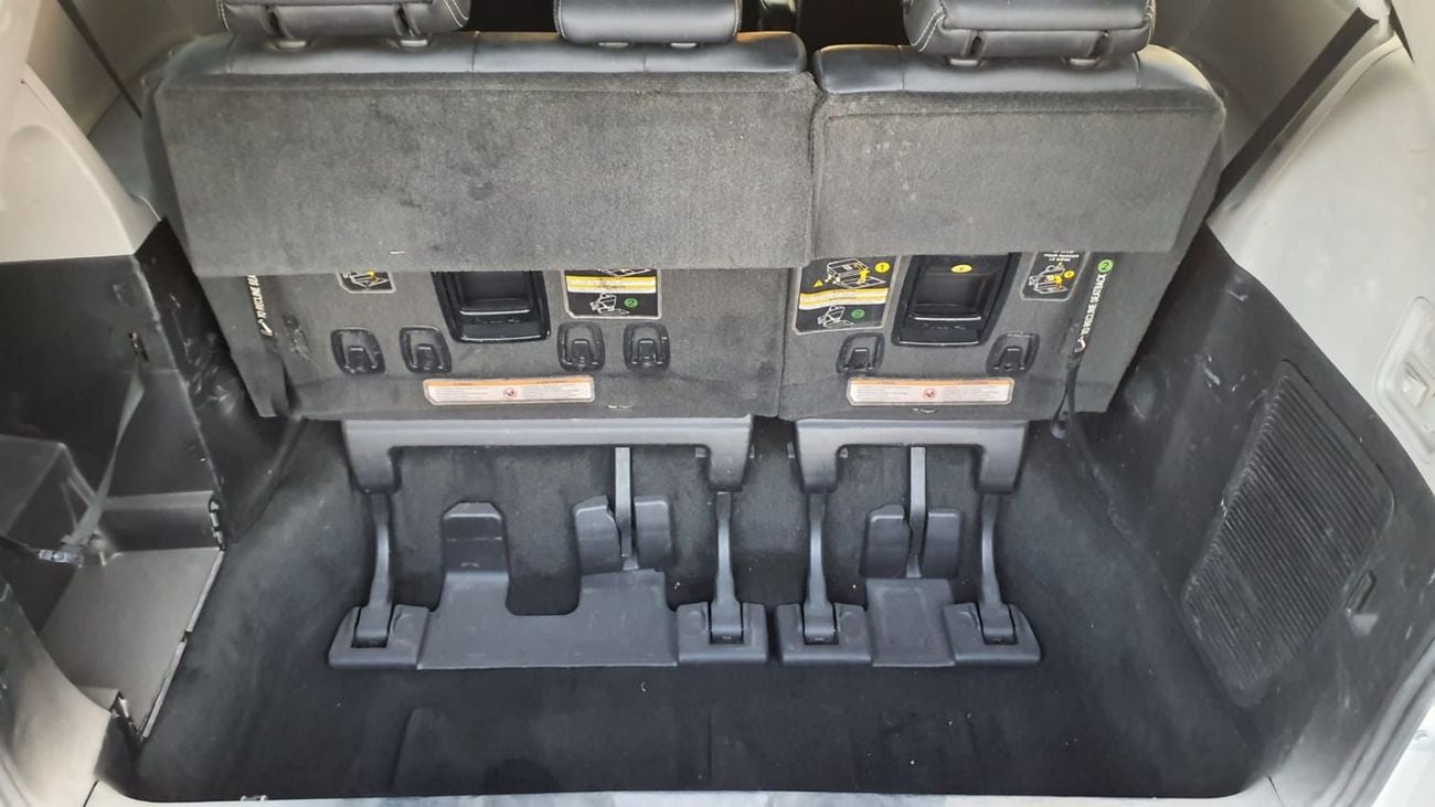 Toyota Sienna Toyota Sienna 2016 – 3.5L V6 | Petrol | Automatic | American Specs