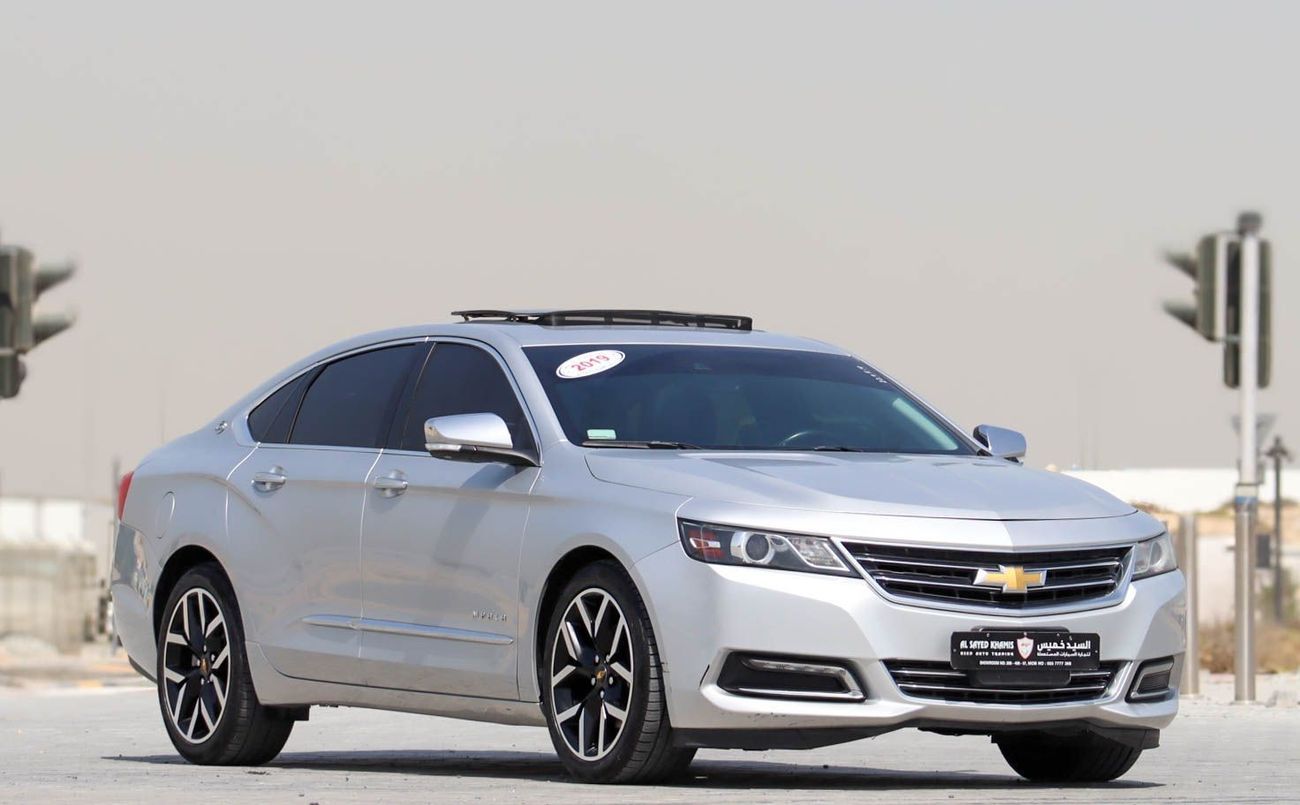 Chevrolet Impala Chevrolet impala 2019 original paint full option, GCC accident-free, in excellent condition, 1198 p.