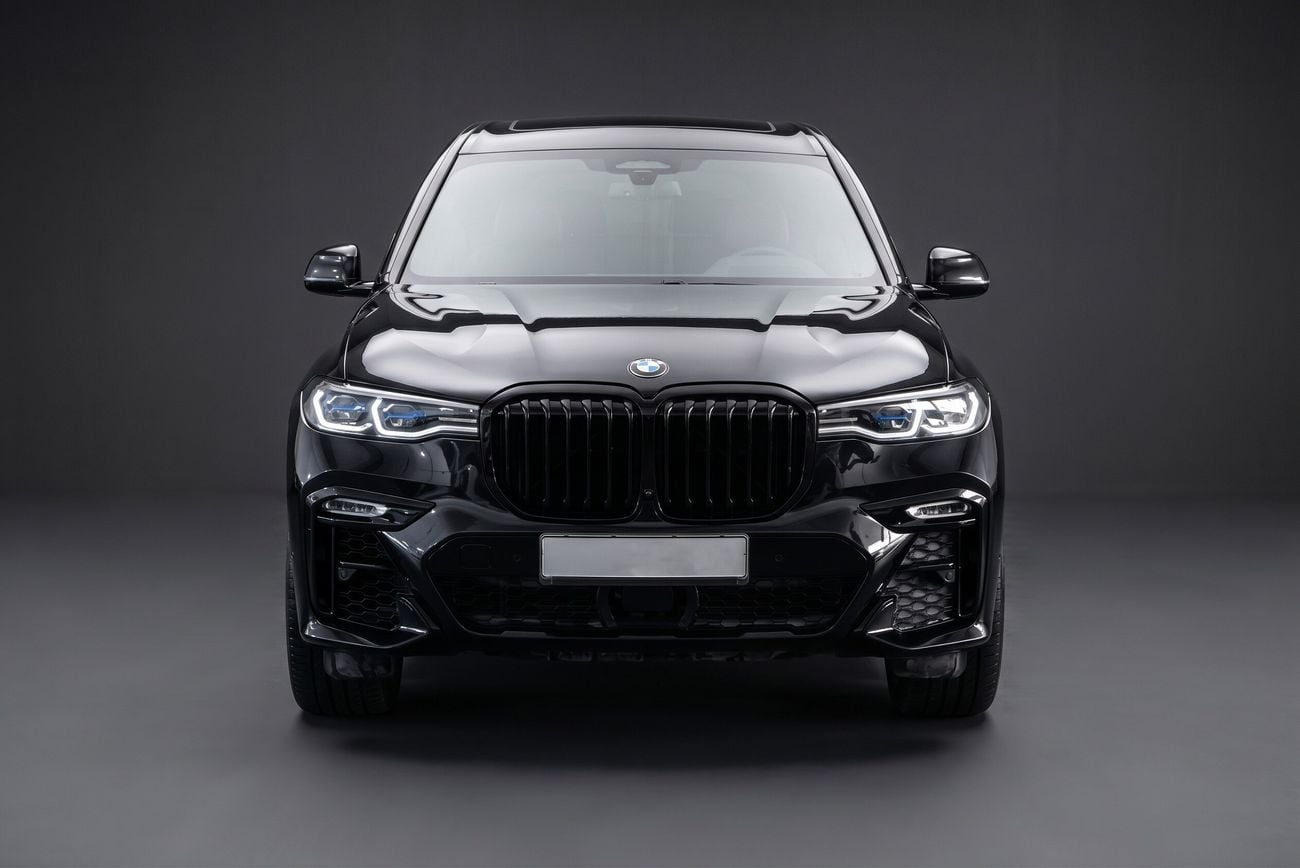 BMW X7 M50i