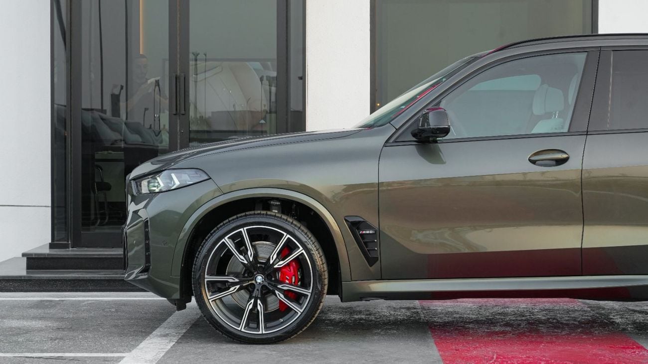 BMW X5 M60i V8 M-SPORT + 2025 MY EXPORT PRICE