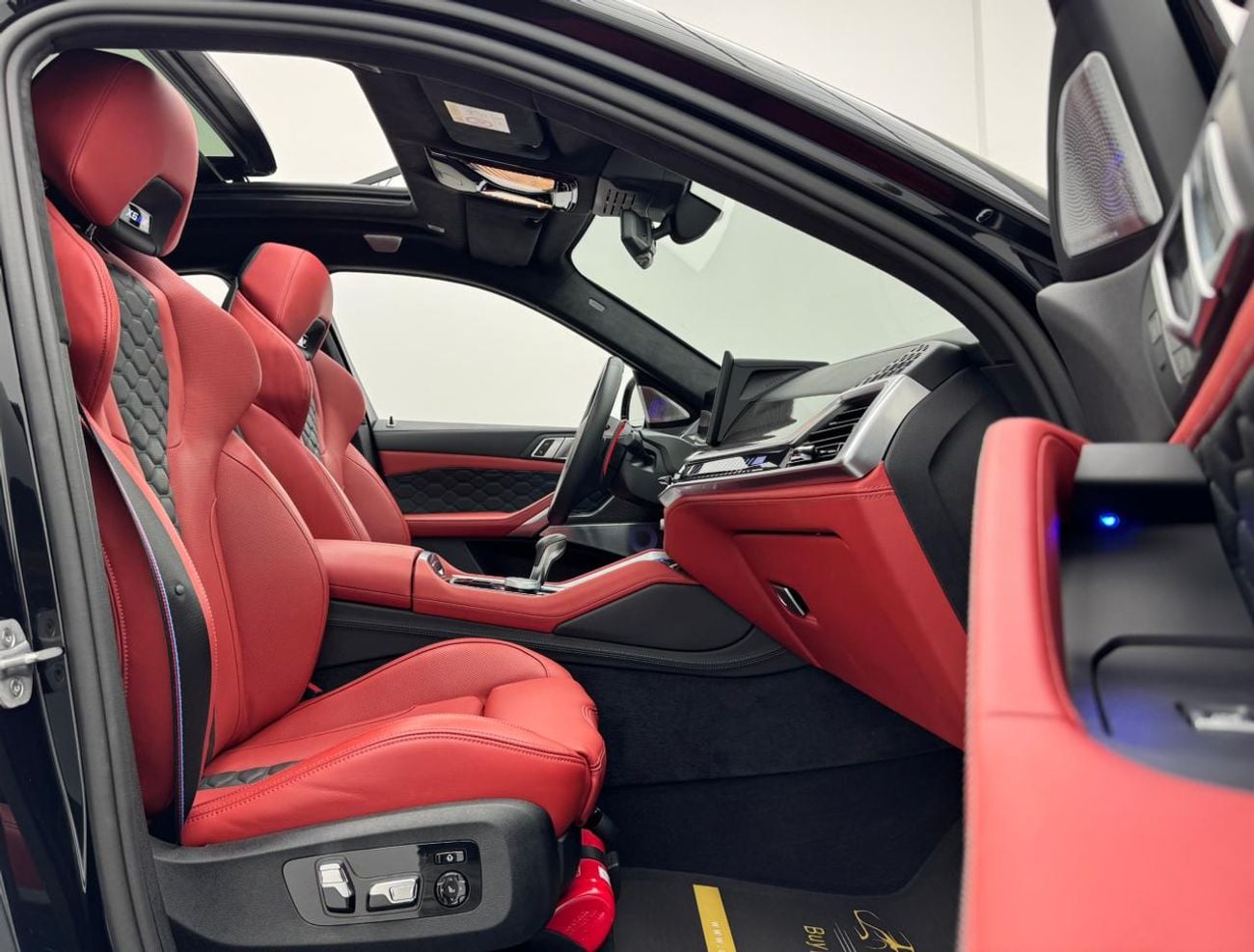 BMW X6M Competition 4.4L 2025 BMW X6M Competition, 2031 BMW Warranty and Service Pack, BMW Service History,