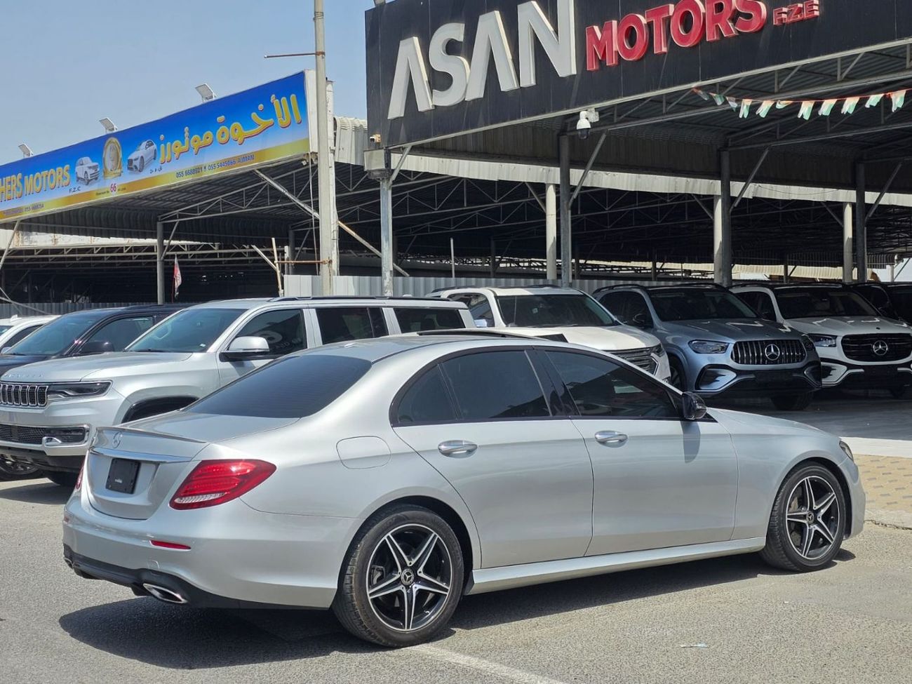 مرسيدس بنز E300