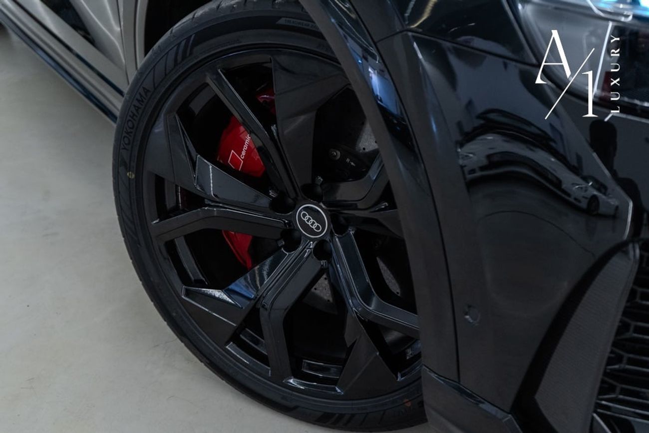 أودي RSQ8 2022 Audi RSQ8 Quattro, Carbon Fibre Package, Excellent Condition, Fully loaded, GCC Spec