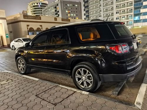 جي أم سي أكاديا SLE