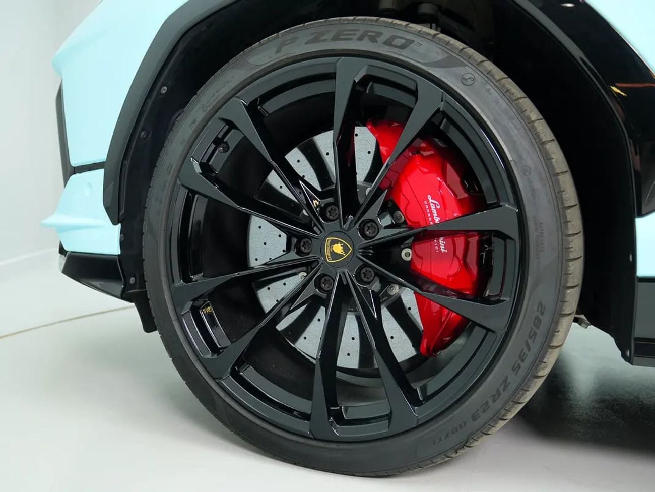 Lamborghini Urus S WARRANTY 2 years | S | Light Blue Exterior | V8 Twin-Turbo | Perfect condition