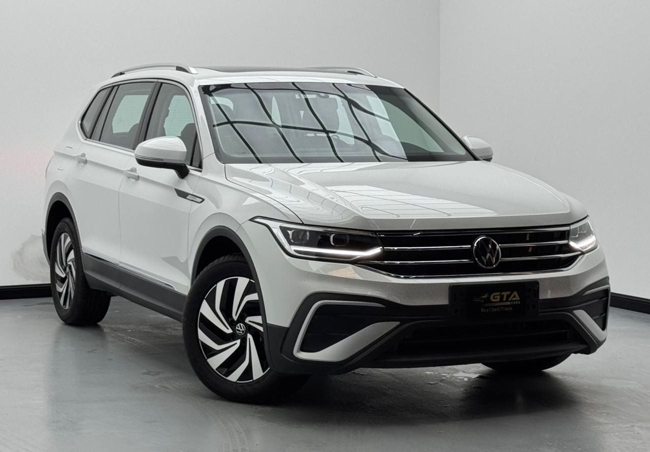 Volkswagen Tiguan 2023 Volkswagen Tiguan L 300 TSI, 1 Year Warranty, Excellent Condition