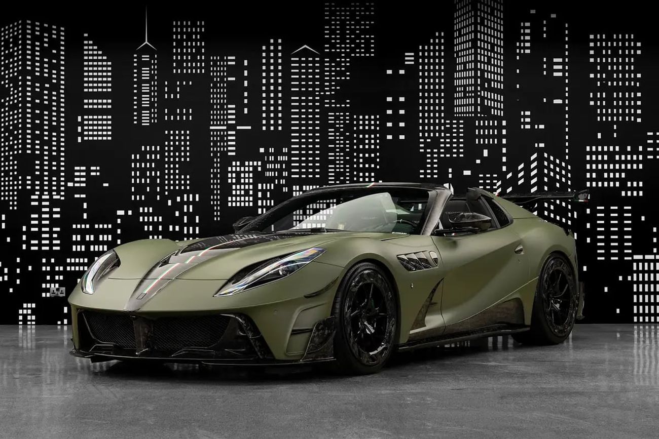 فيراري 812 GTS