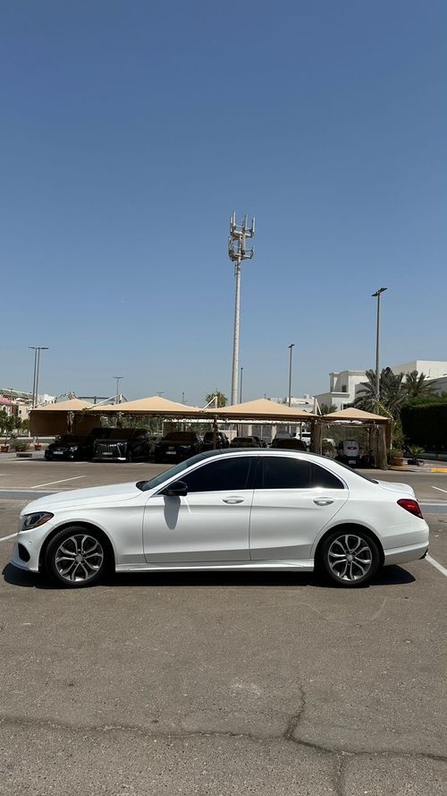 مرسيدس بنز C 300