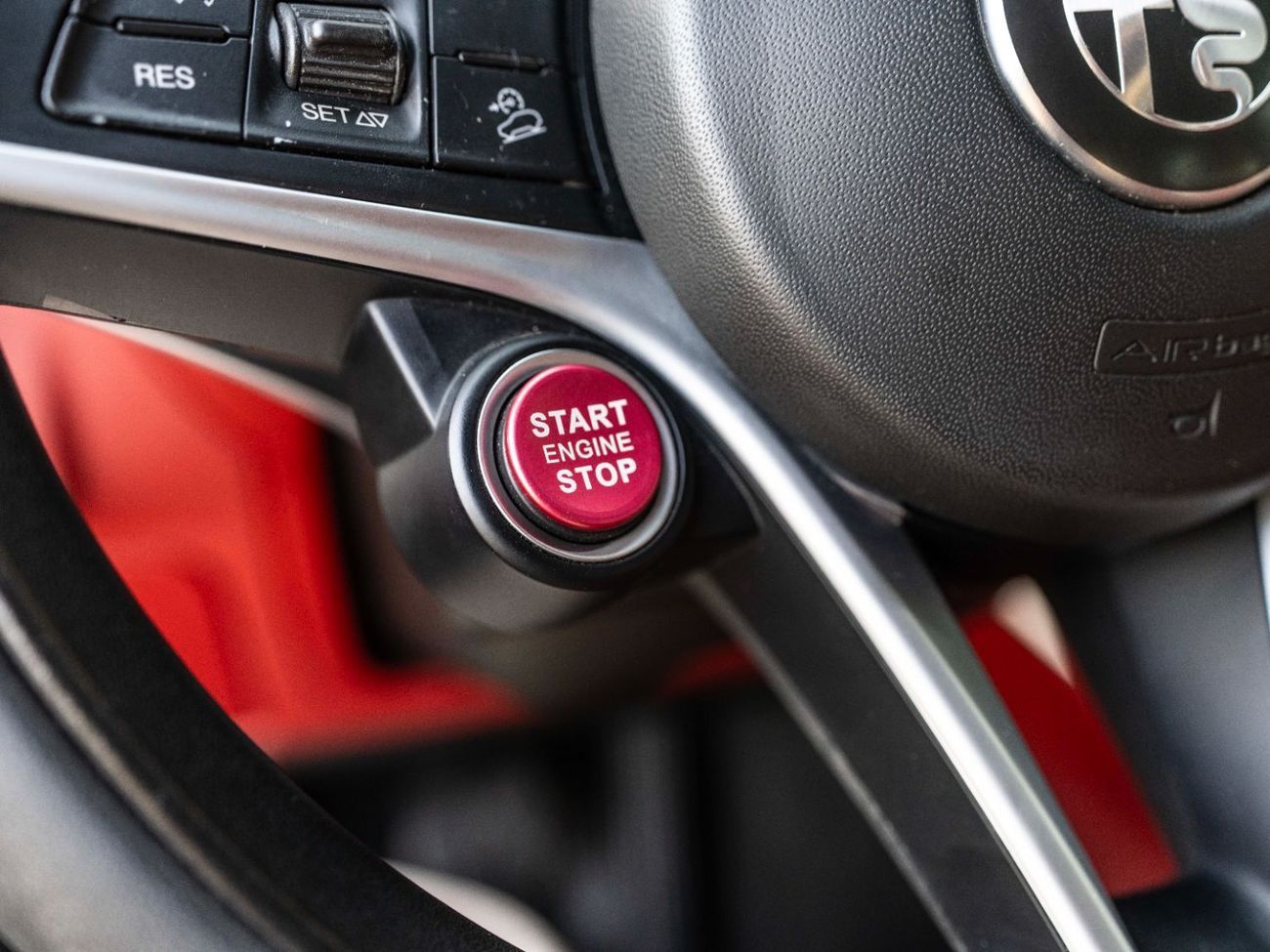 Alfa Romeo Stelvio Super 2.0L