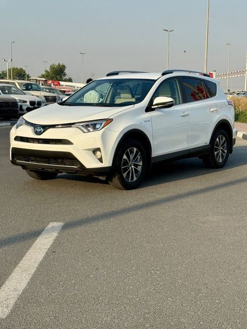 تويوتا راف ٤ LE 2.5L (219 HP) 2.5L (219 HP)