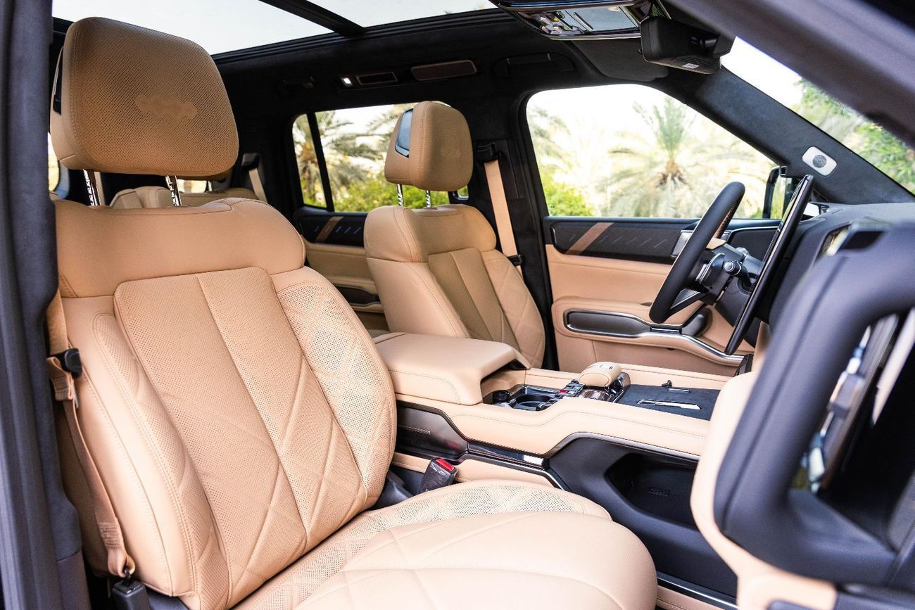 بي واي دي ليوبارد 8 Smart and Brave Flagship Edition (6 Seats)