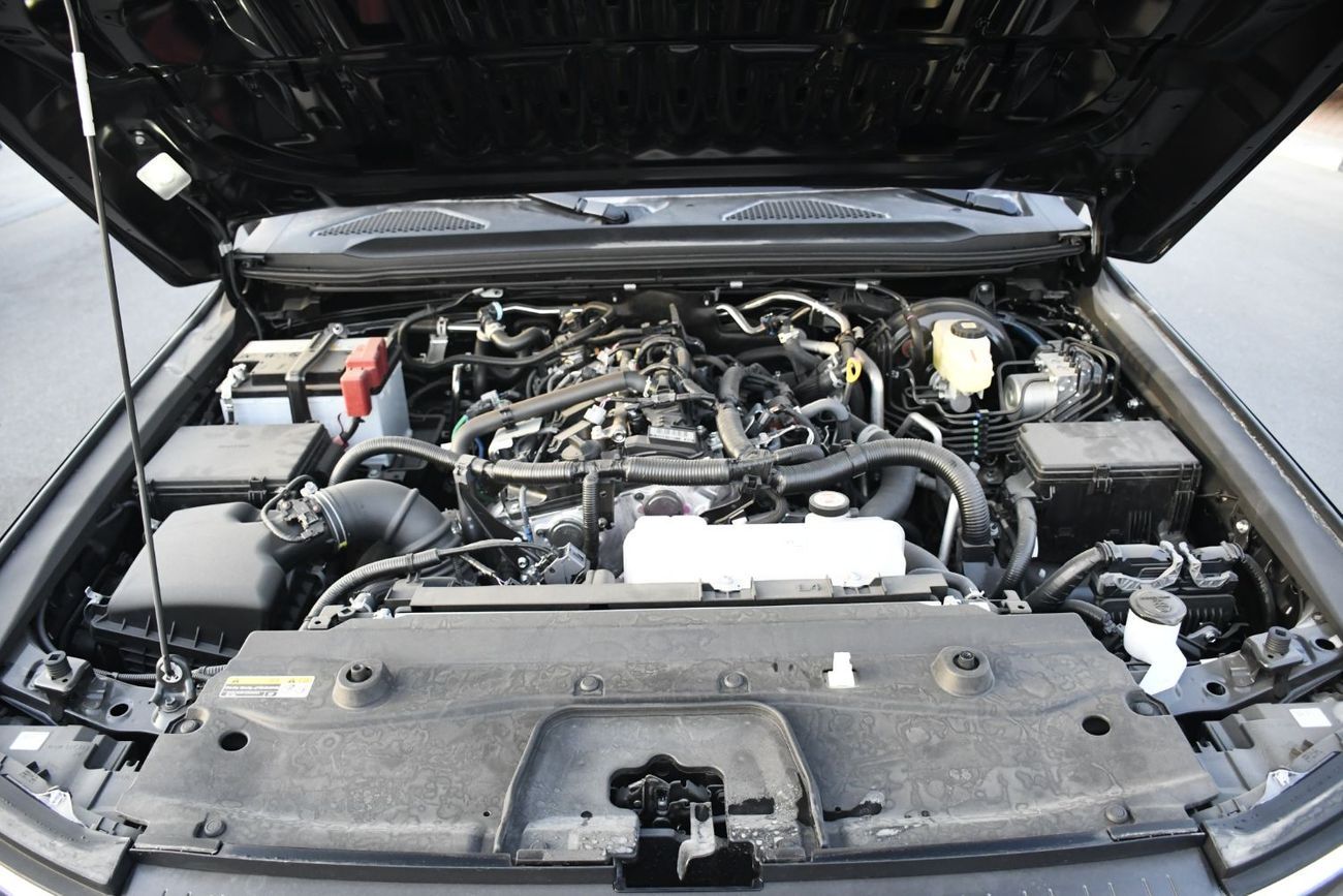 Toyota Prado 2.4L Adventure  full Option GCC (Ready Stock)