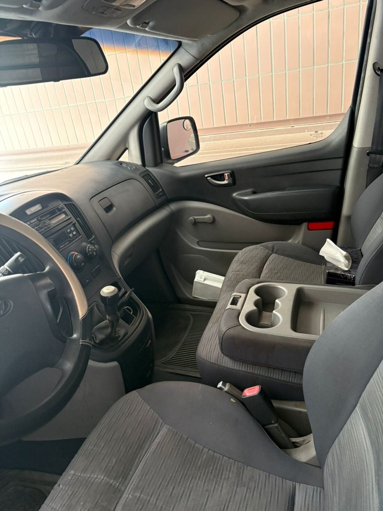 Hyundai H-1 GL