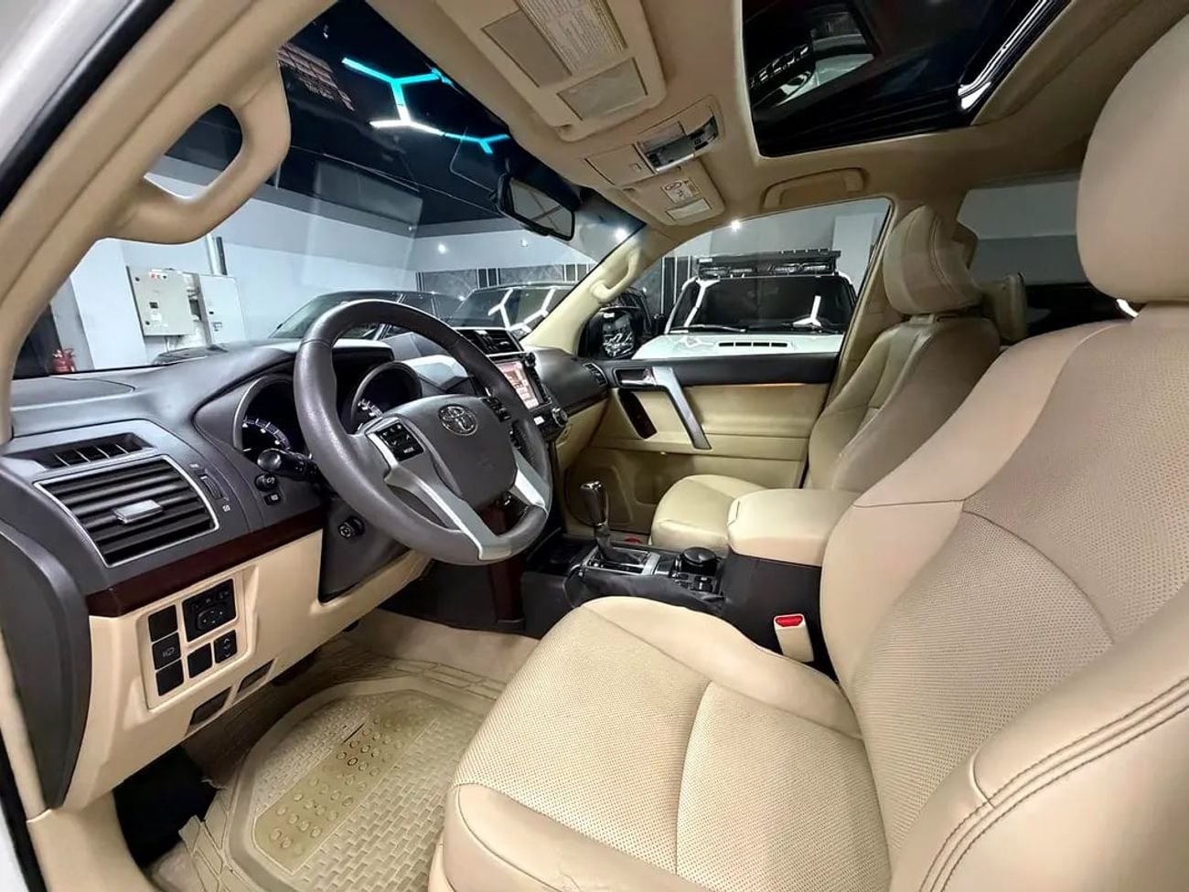 تويوتا برادو VXR 4.0L 4WD