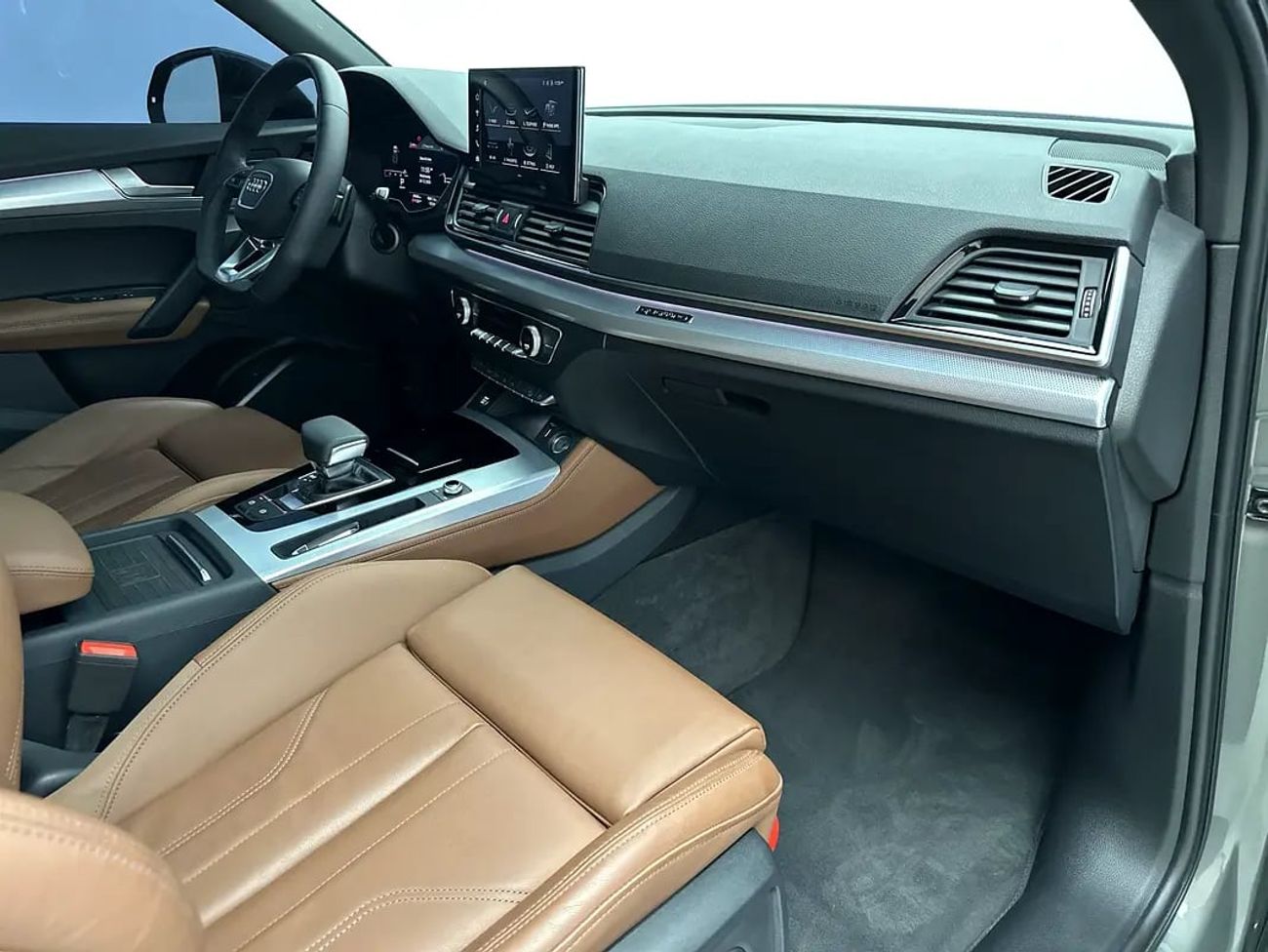 أودي Q5 Sportback S line 45 TFSI quattro 249hp (Ref# 74458) EXCLUSIVE RAMADAN OFFER