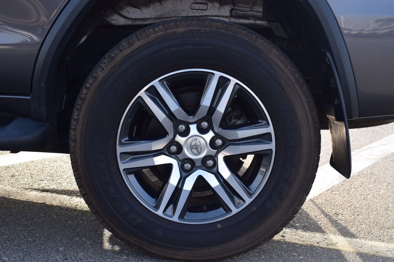 Toyota Fortuner 2020 TOYOTA FORTUNER GREY