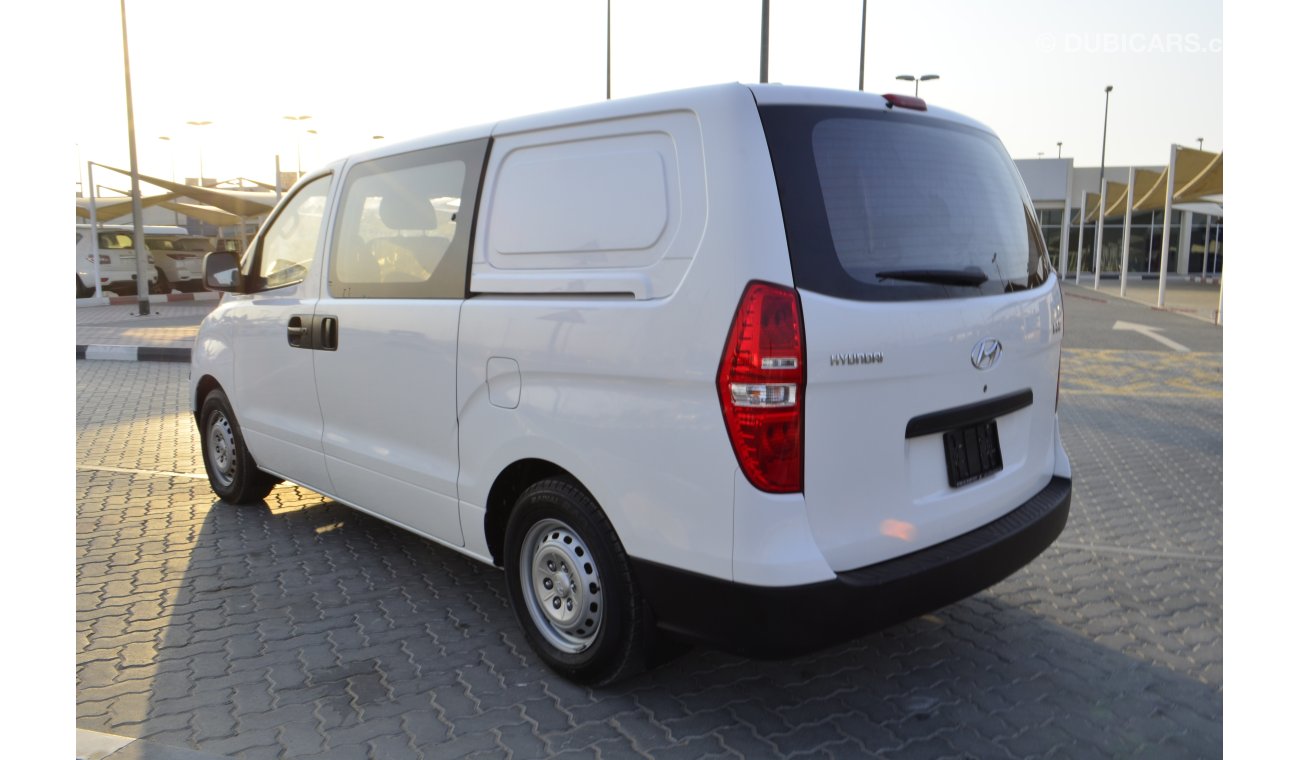 Hyundai H-1 6 SEATER VAN