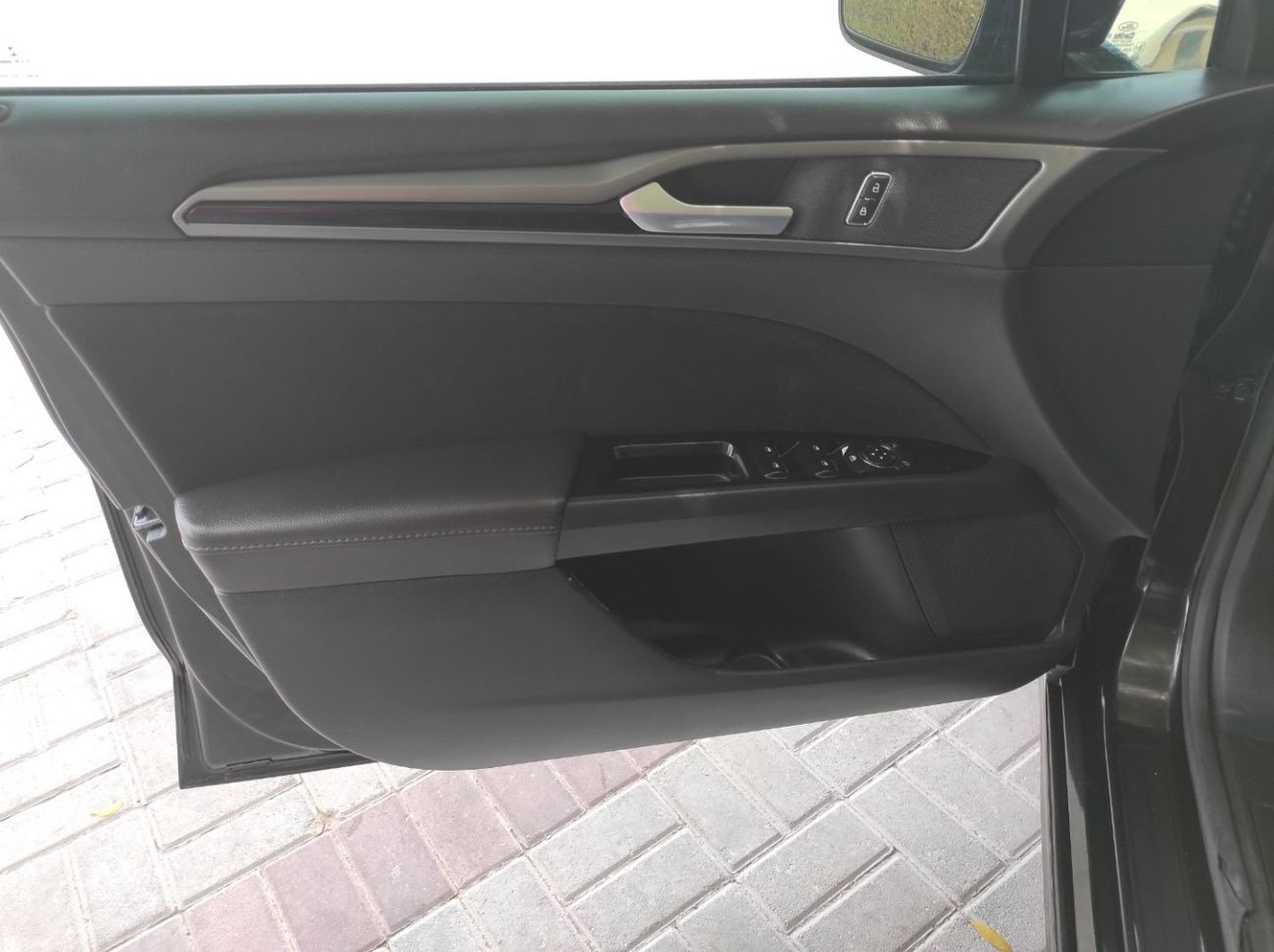 Ford Fusion SE 2.0L Ford fusion 2015 Gcc V4 full options no1