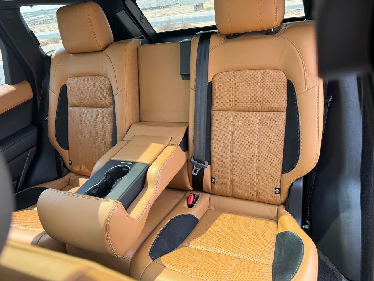 لاند روفر رينج روفر سبورت 2020Range Rover Sport HSE Dynamic V6 GCC Full Agency History