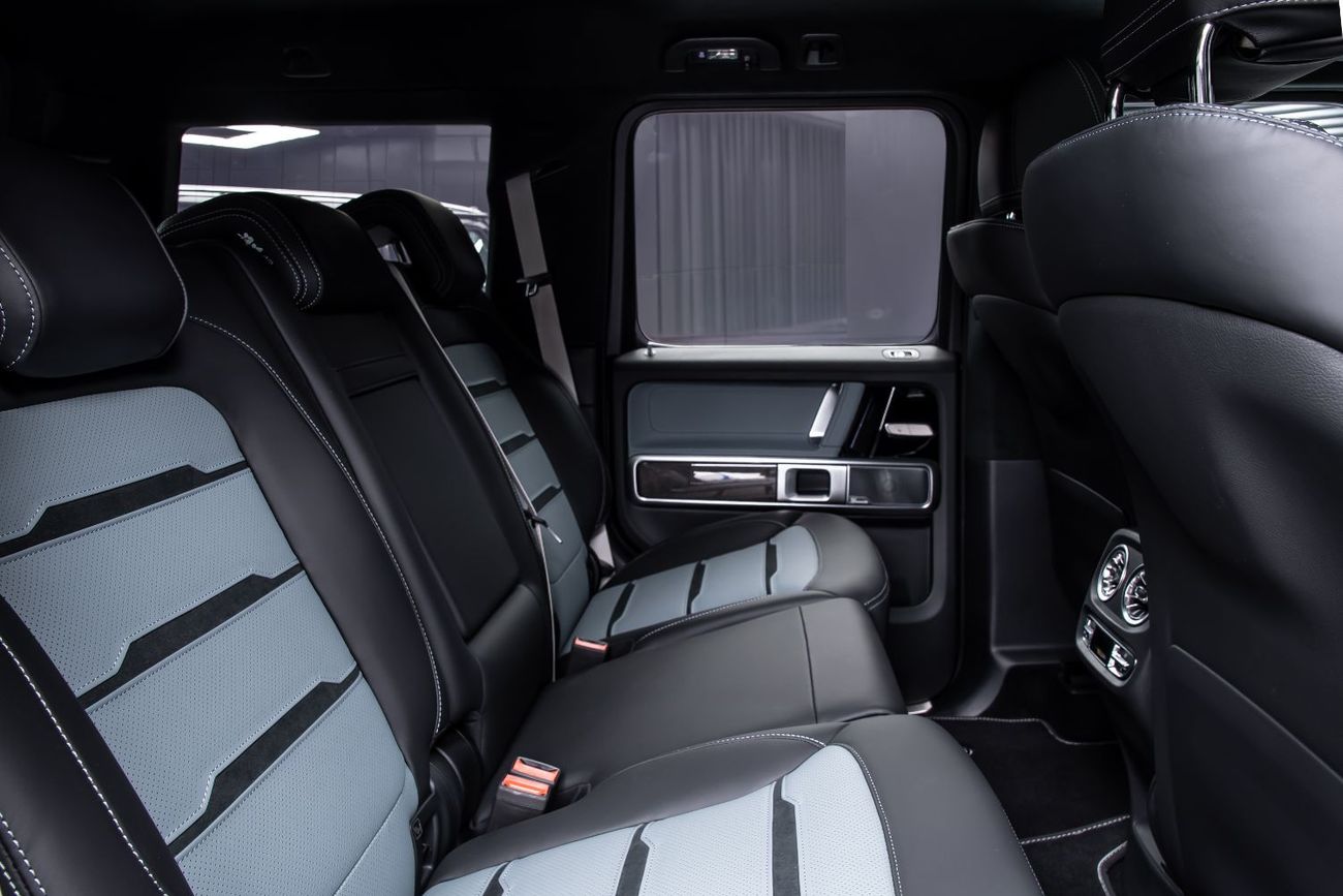 BRABUS 700 - Mercedes-AMG G 63 A22 / 2025 / Carbon trim / BRABUS Widestar Carbon Parts Package I and II