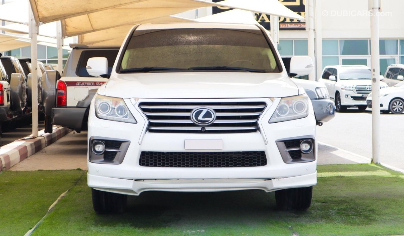 Lexus LX570