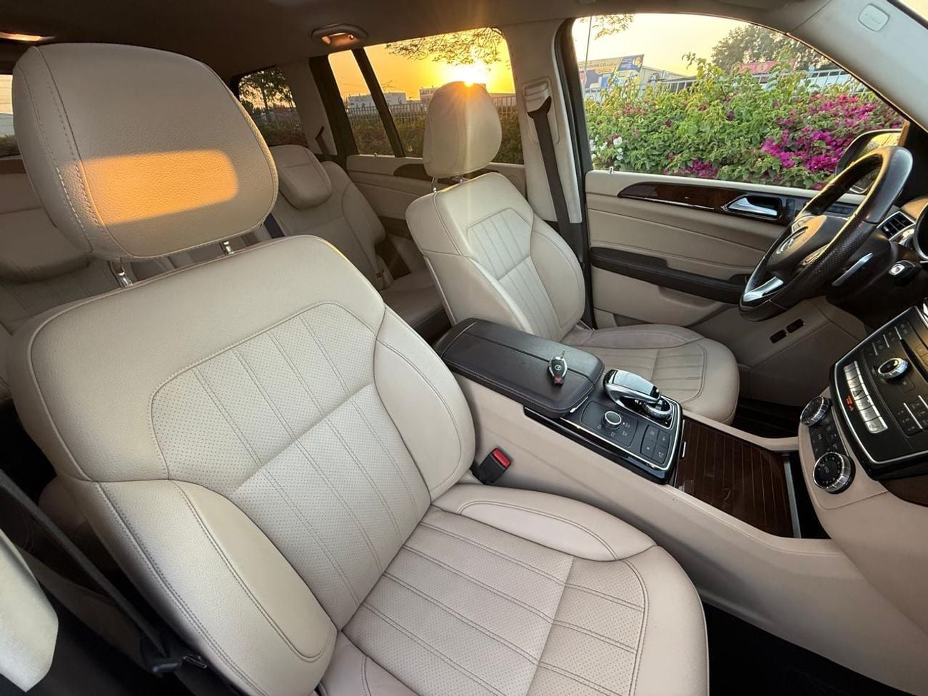 مرسيدس بنز GLS 450 OFFER PRICE MERCEDES BENZ GLS450 2018 KIT MAYBACH GLS600 7 SEATER