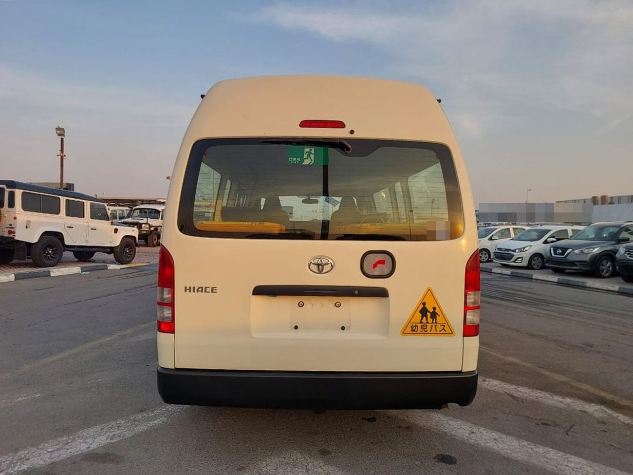 تويوتا هاياس TOYOTA HIACE COMMUTER VAN RHD 2014 MODEL 2.7 L PETROL AUTOMATIC(PM06274)
