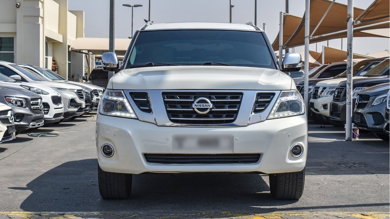 Nissan Patrol SE With Platinum kit