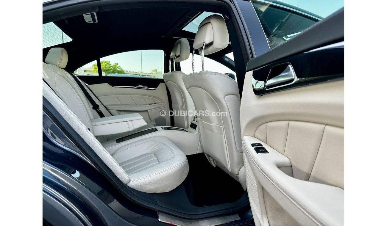 Mercedes-Benz CLS 400 PREOWNED MERCEDES BENZ  CLS 400 AMG Model 2016 Very Clean Car Fresh Japan Import