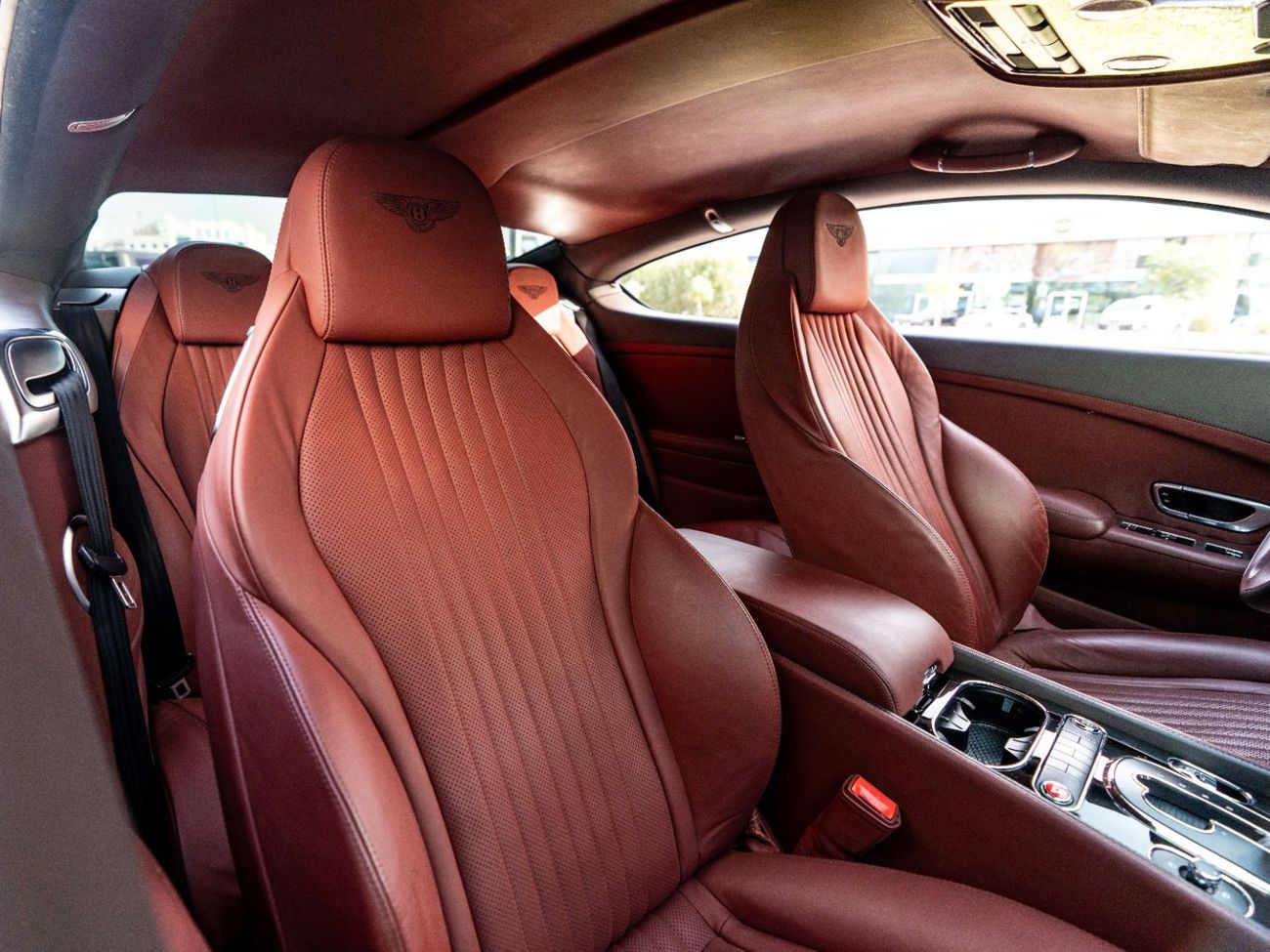 بنتلي كونتيننتال جي تي V8 S Coupe